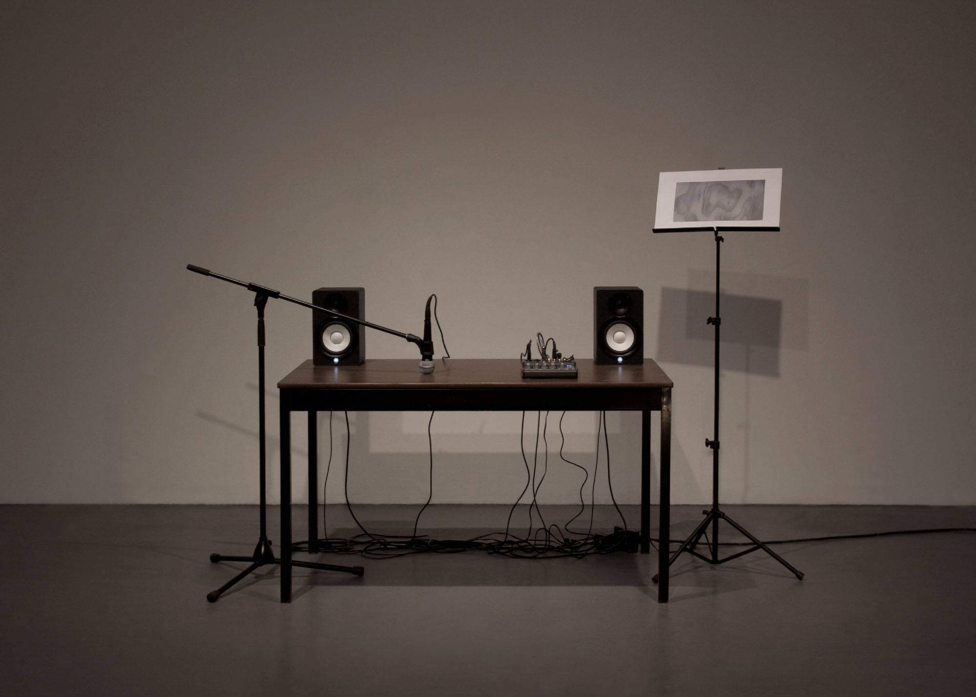Non-poetic: Ended and Endless Performance
