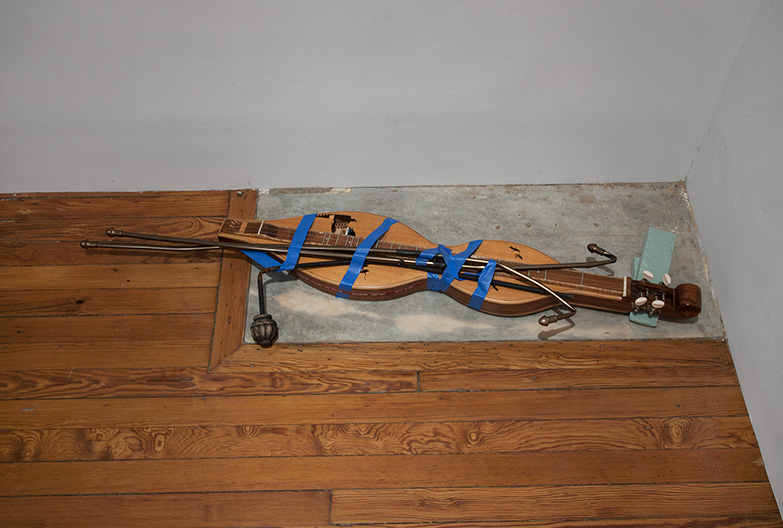 average_sweethearts_dueling_scar_and_driving_accident