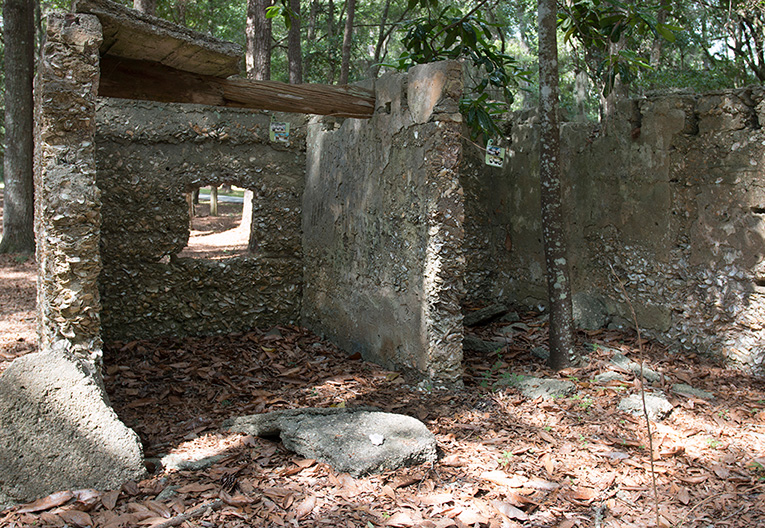 rum_distillery_ruins_installation